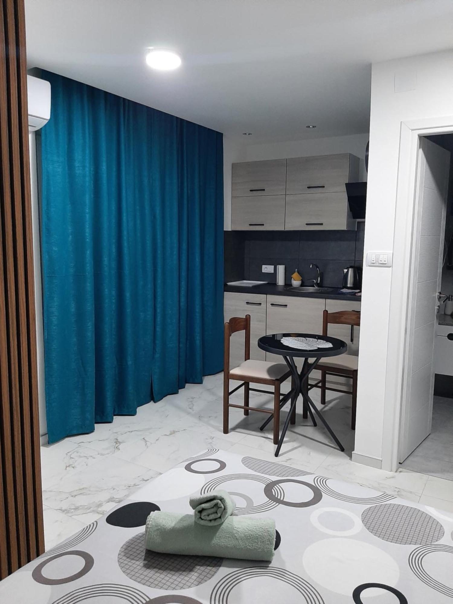 Nikolic Apartment 2 Leskovac  Bagian luar foto